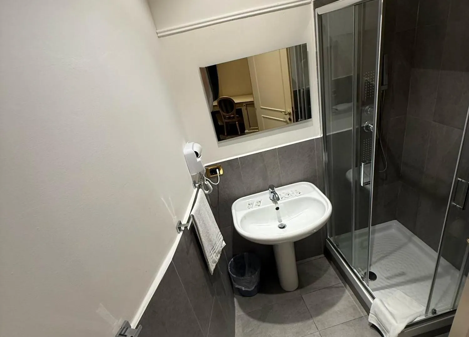 Hotel Quadrifoglio Roma Eur Rome