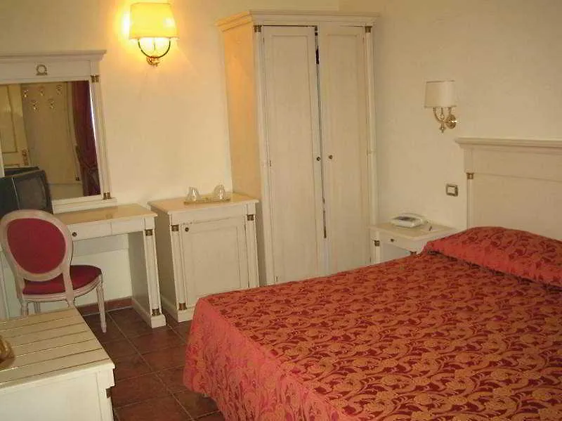 Hotel Quadrifoglio Roma Eur