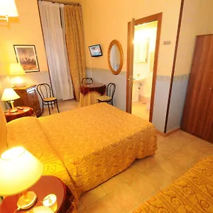 2* Hotel Sweet